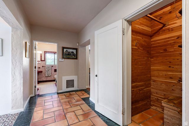 1100 S 1500 E, Salt Lake City, UT 84105