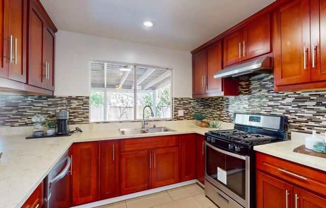 192 Sand Blossom Street, San Jose, CA 95123