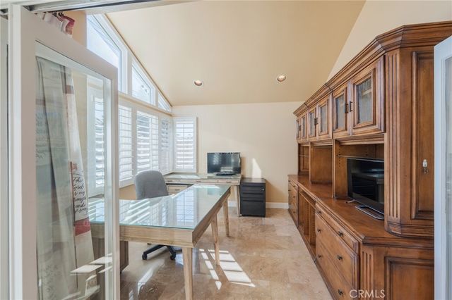 17762 Prescott Lane, Huntington Beach, CA 92647