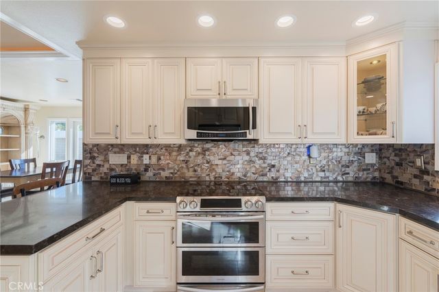 17762 Prescott Lane, Huntington Beach, CA 92647