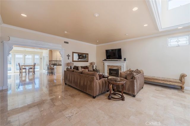 17762 Prescott Lane, Huntington Beach, CA 92647