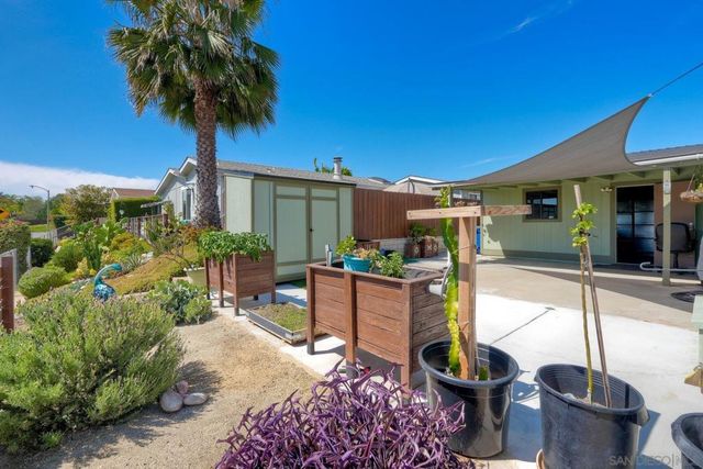 1192 Via Santa Paulo, Vista, CA 92081