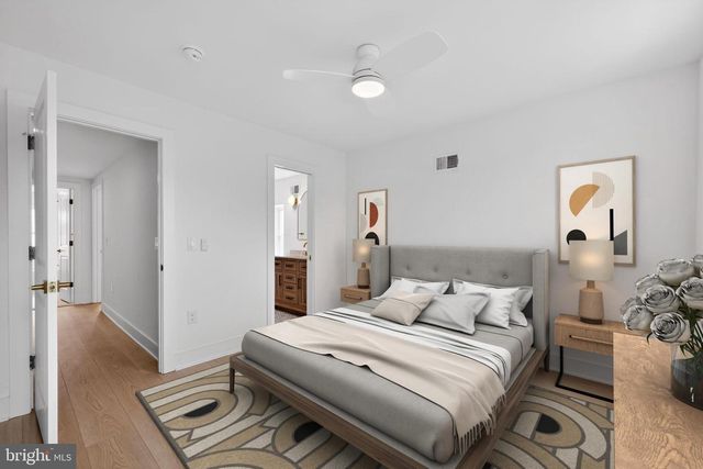 2033 S MILDRED ST, Philadelphia, PA 19148