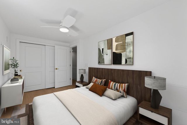 2033 S MILDRED ST, Philadelphia, PA 19148