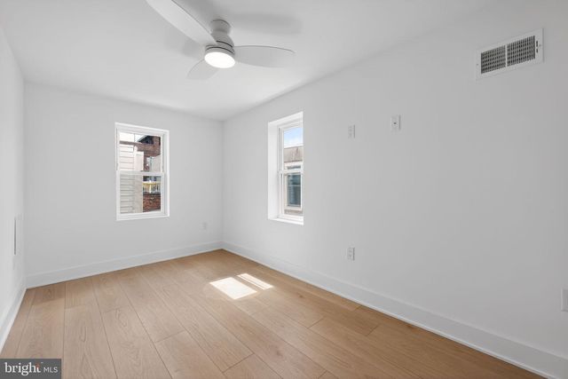 2033 S MILDRED ST, Philadelphia, PA 19148