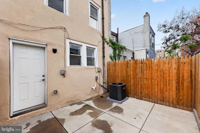 2033 S MILDRED ST, Philadelphia, PA 19148