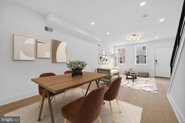 2033 S MILDRED ST, Philadelphia, PA 19148