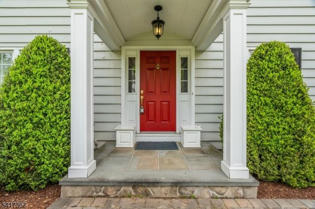 78 Ambar Pl, Bernardsville Boro, NJ 07924