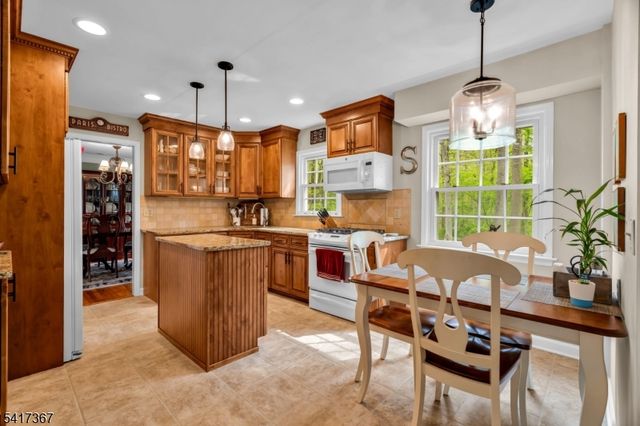 78 Ambar Pl, Bernardsville Boro, NJ 07924