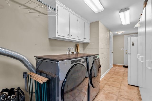 78 Ambar Pl, Bernardsville Boro, NJ 07924