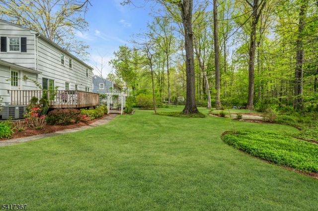78 Ambar Pl, Bernardsville Boro, NJ 07924