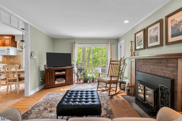 78 Ambar Pl, Bernardsville Boro, NJ 07924