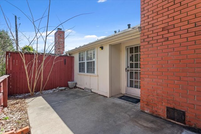 5226 Lake Shore Drive, Waco, TX 76710