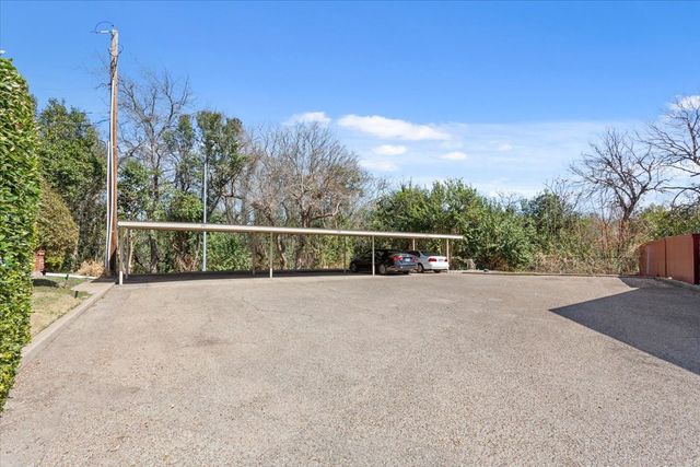 5226 Lake Shore Drive, Waco, TX 76710