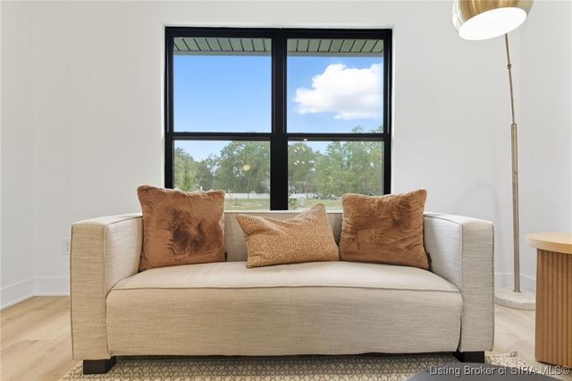 134 E Rock Lane, Clarksville, IN 47129