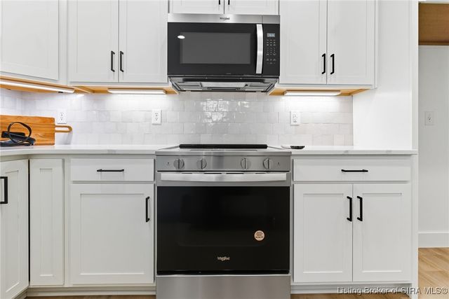 134 E Rock Lane, Clarksville, IN 47129