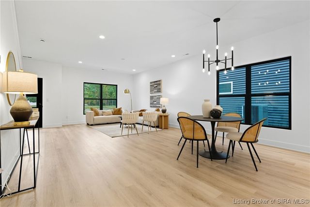 134 E Rock Lane, Clarksville, IN 47129