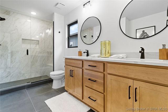 134 E Rock Lane, Clarksville, IN 47129