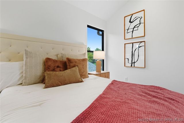 134 E Rock Lane, Clarksville, IN 47129