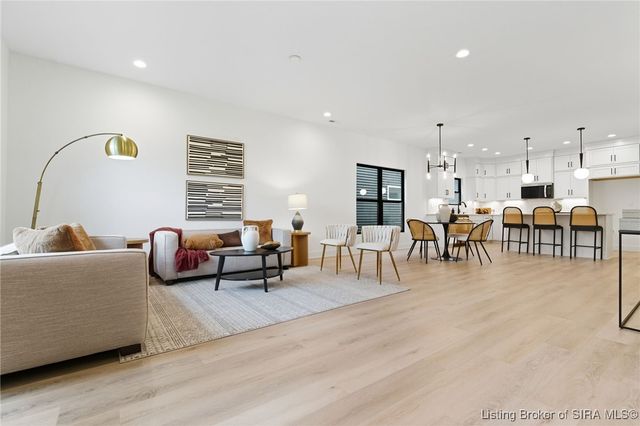 134 E Rock Lane, Clarksville, IN 47129