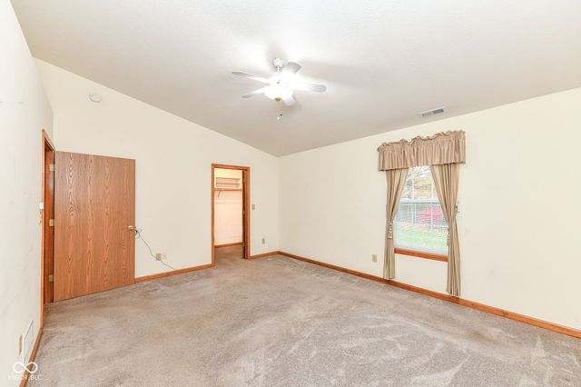 8214 Bentley Farms Drive, Indianapolis, IN 46259