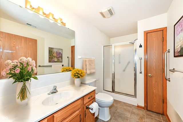 8214 Bentley Farms Drive, Indianapolis, IN 46259