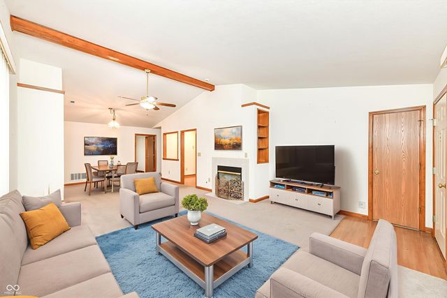 8214 Bentley Farms Drive, Indianapolis, IN 46259