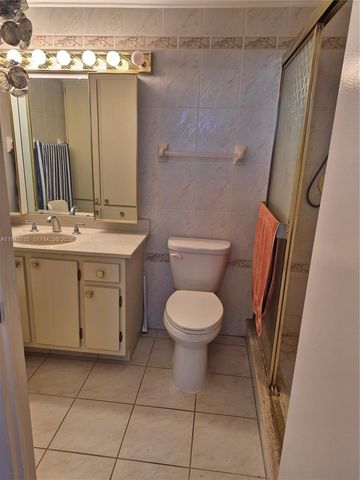 4001 Hillcrest Dr 509, Hollywood, FL 33021