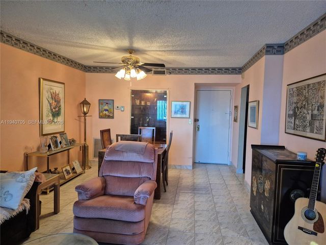 4001 Hillcrest Dr 509, Hollywood, FL 33021