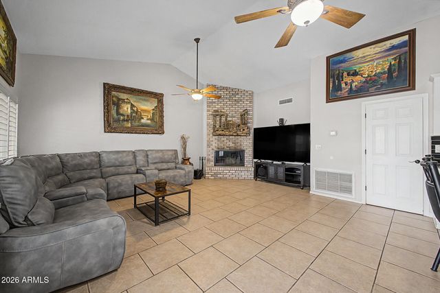 4321 W VILLA LINDA Drive, Glendale, AZ 85310