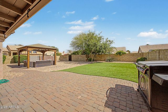 4321 W VILLA LINDA Drive, Glendale, AZ 85310