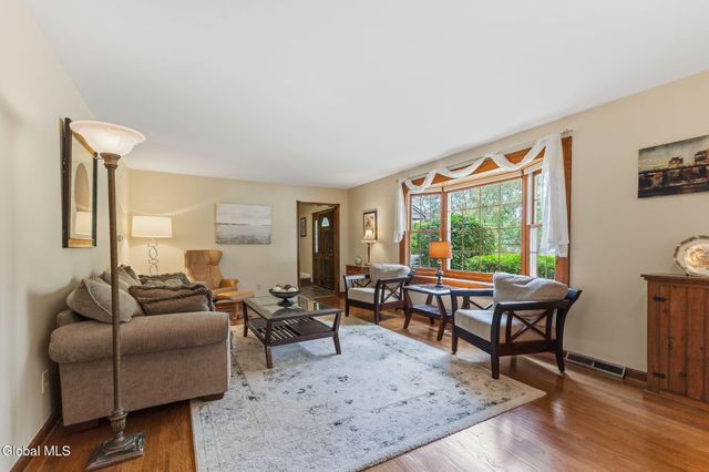 17 Northgate Drive, Guilderland, NY 12203