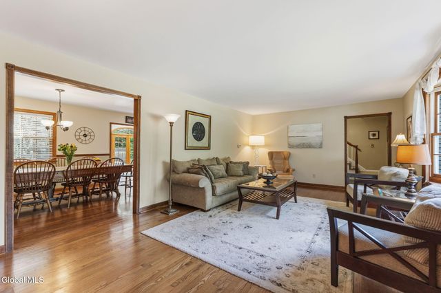 17 Northgate Drive, Guilderland, NY 12203