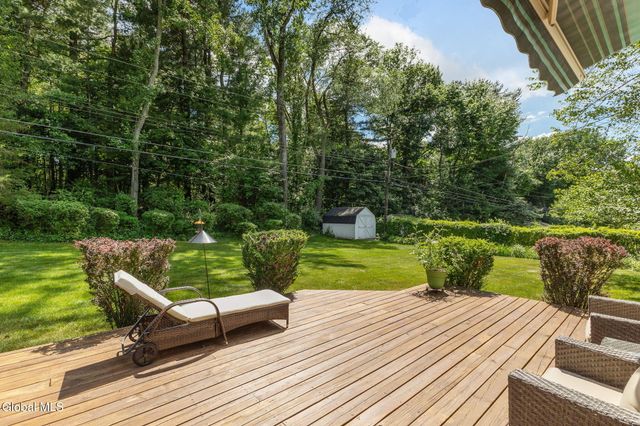 17 Northgate Drive, Guilderland, NY 12203