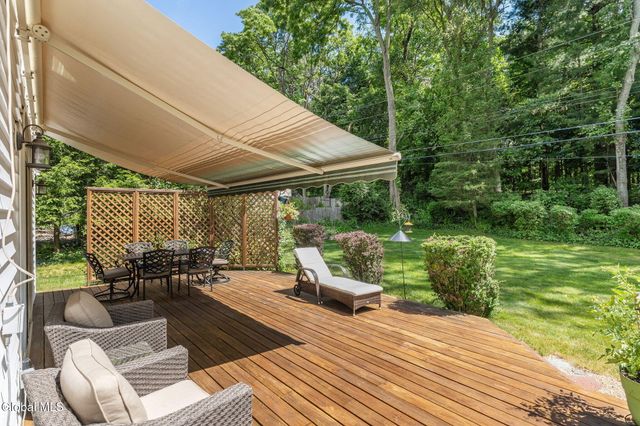 17 Northgate Drive, Guilderland, NY 12203