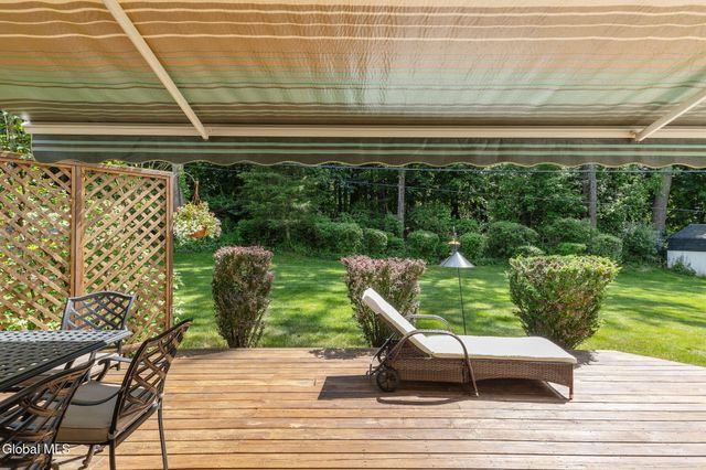17 Northgate Drive, Guilderland, NY 12203