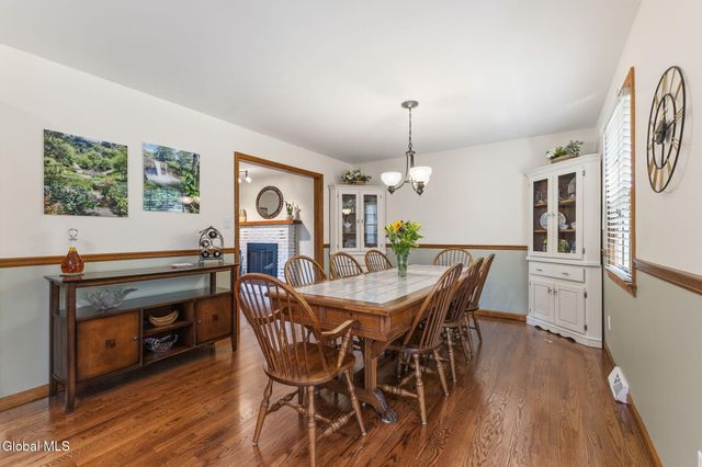 17 Northgate Drive, Guilderland, NY 12203
