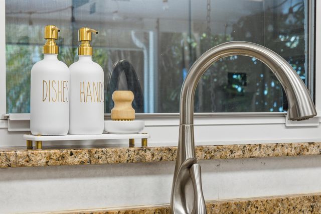 1905 Meadow Court, Palm Springs, FL 33406