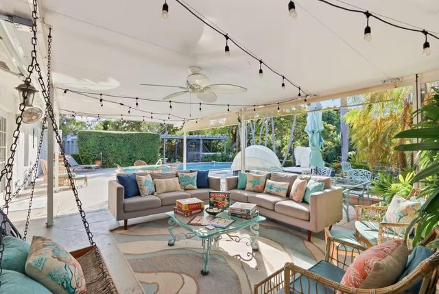 1905 Meadow Court, Palm Springs, FL 33406