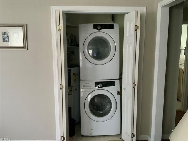 116 Latham DR, Newport News, VA 23605