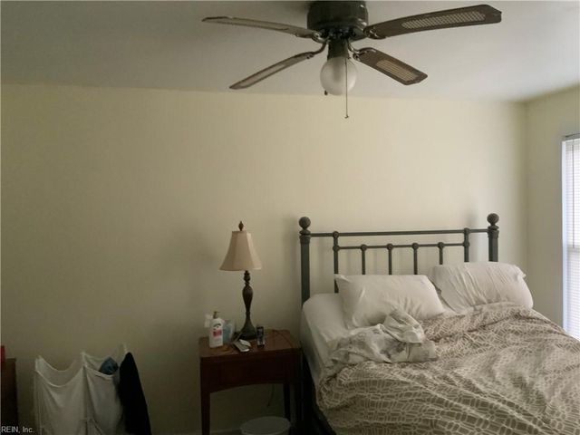 116 Latham DR, Newport News, VA 23605