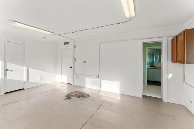 186 Plantation Avenue, Pottsboro, TX 75076