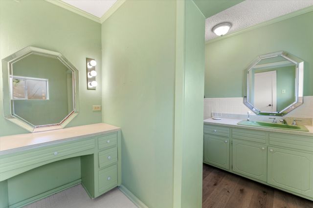 186 Plantation Avenue, Pottsboro, TX 75076