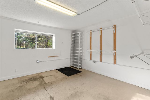 186 Plantation Avenue, Pottsboro, TX 75076