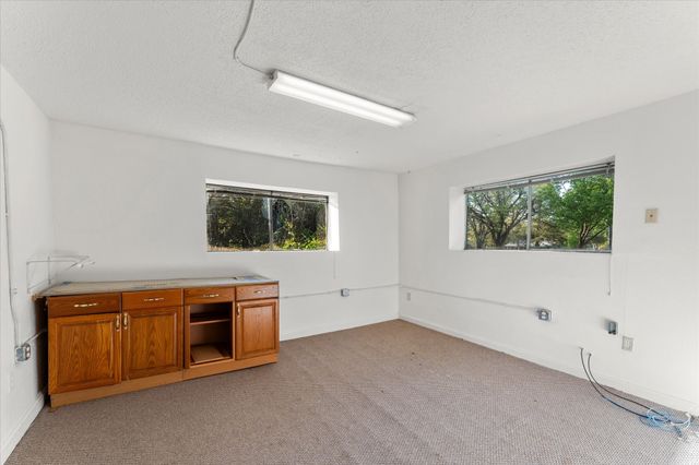 186 Plantation Avenue, Pottsboro, TX 75076