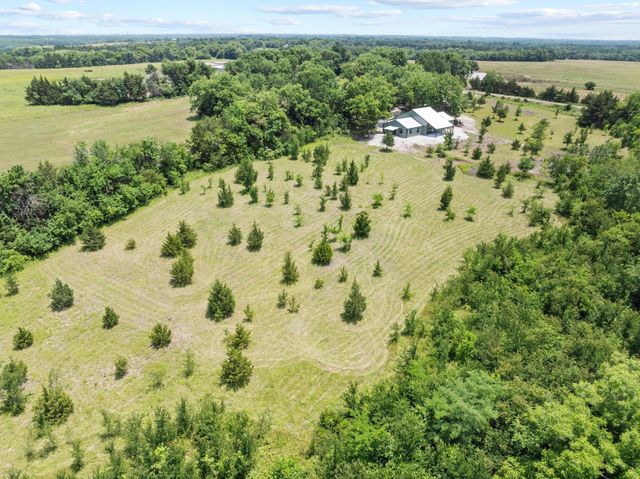 516 County Road 27450, Honey Grove, TX 75446