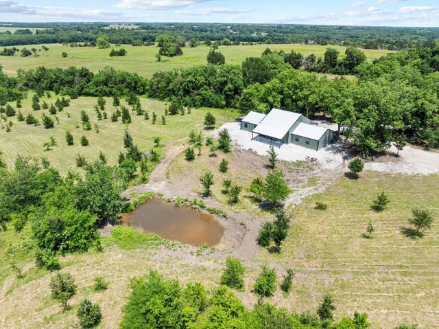 516 County Road 27450, Honey Grove, TX 75446
