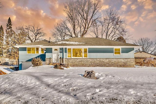 7541 4th Street NE, Fridley, MN 55432