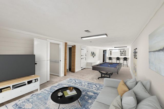 7541 4th Street NE, Fridley, MN 55432