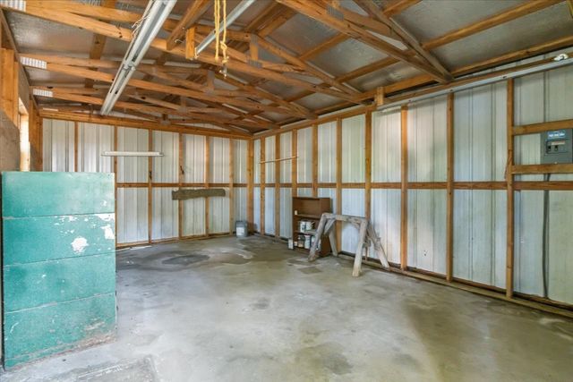 118 Dylark Dr, Waverly, TN 37185